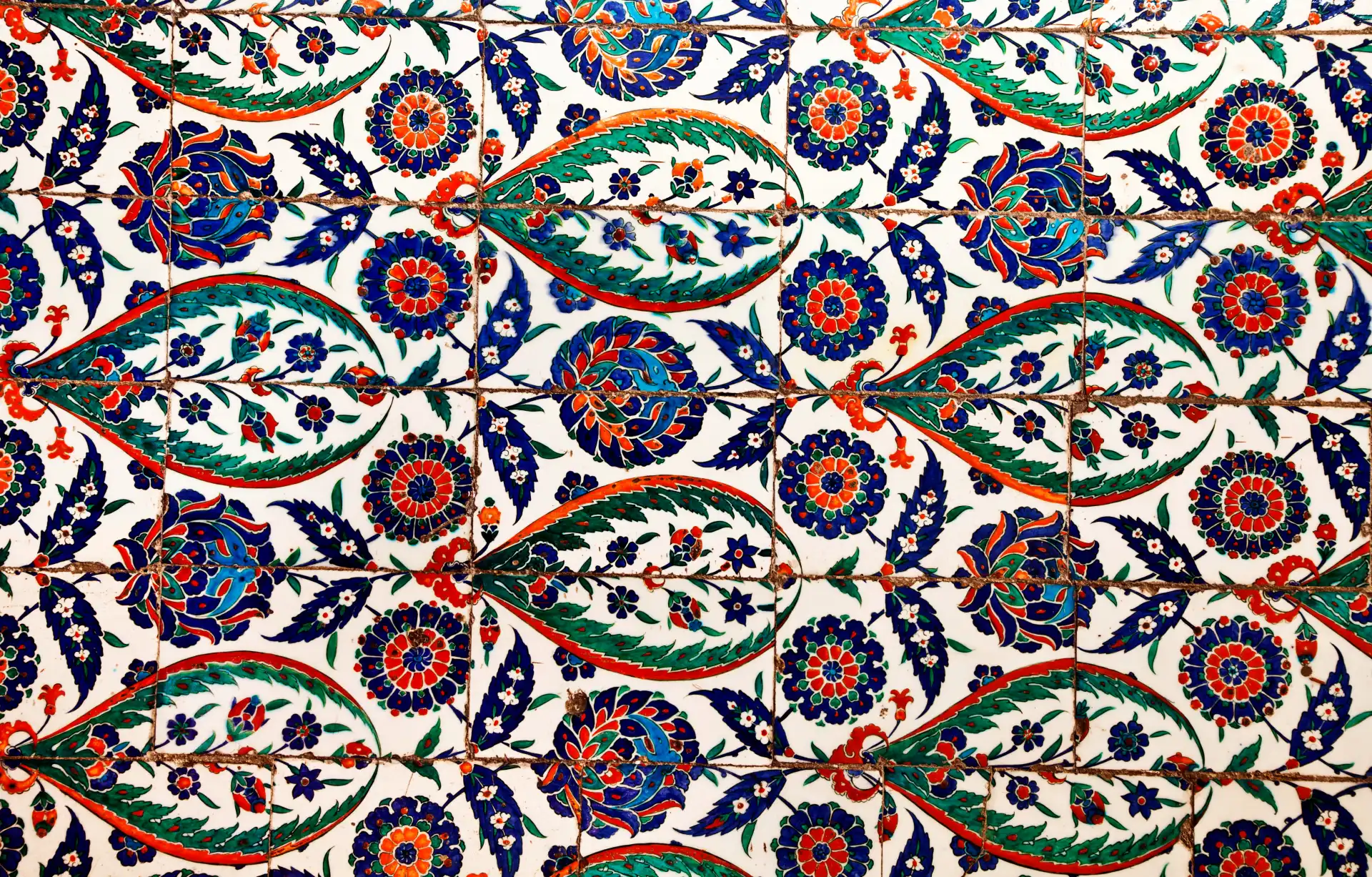 20,000 Tiles of Paradise
